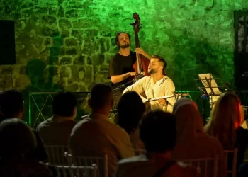 Sazlijskim koncertom Jusufa Brkića i Sevdah Tria otvoren 5. Desant Festival u Jajcu